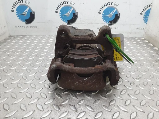 VOLKSWAGEN PASSAT 2.0 FSI Highline  REM KLAUW 2006