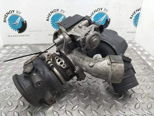 VOLKSWAGEN POLO TURBO 2015