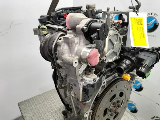 PEUGEOT 2008 TURBO 2021