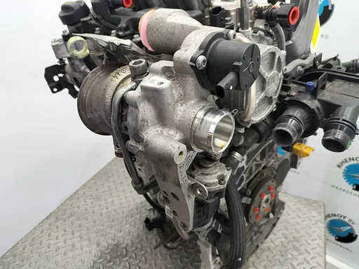 PEUGEOT 208 TURBO 2020