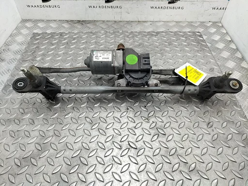 LANCIA YPSILON 0.9 TwinAir Silver  RUITENWISSERMOTOR VOOR 2011