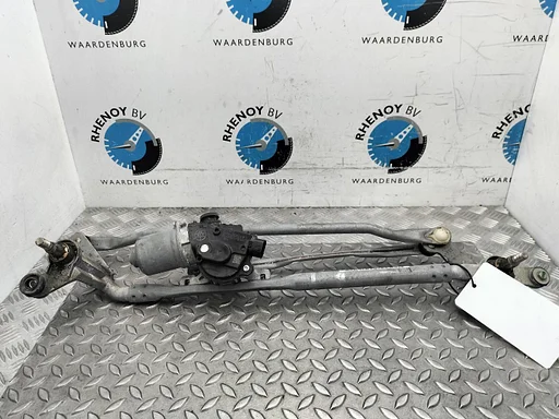 LANDROVER DISCOVERY L462 MK5 3.0V6D RUITENWISSERMOTOR VOOR 2017