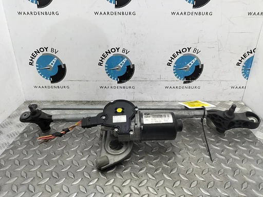 BMW 3 SERIES 320i High Executive  RUITENWISSERMOTOR VOOR 2012