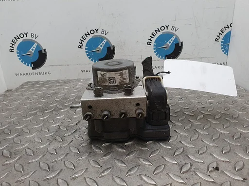 PEUGEOT 308 1.6 BlueHDI B. L. Ex ABS POMP 2014