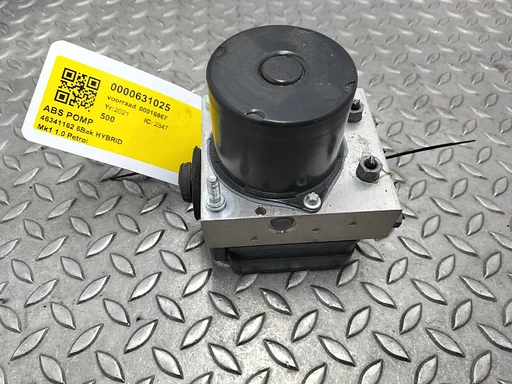 FIAT 500 1.0 Hybrid Red LOUNGE ABS POMP 2021