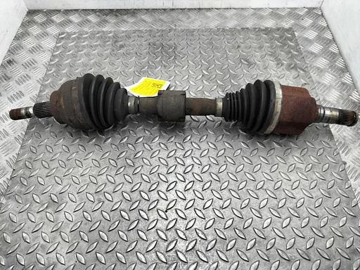 FORD FOCUS 2.0 TDCI Titanium  AANDRIJFAS L 2015