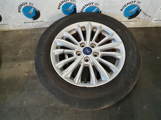 FORD FOCUS TITANIUM 1.0 EcoBoost Automaat VELG 2022