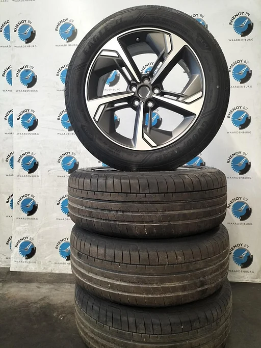 JAGUAR E PACE X540 R Dynamic SE D200 AWD VELGEN SET M9C31007BA 2021