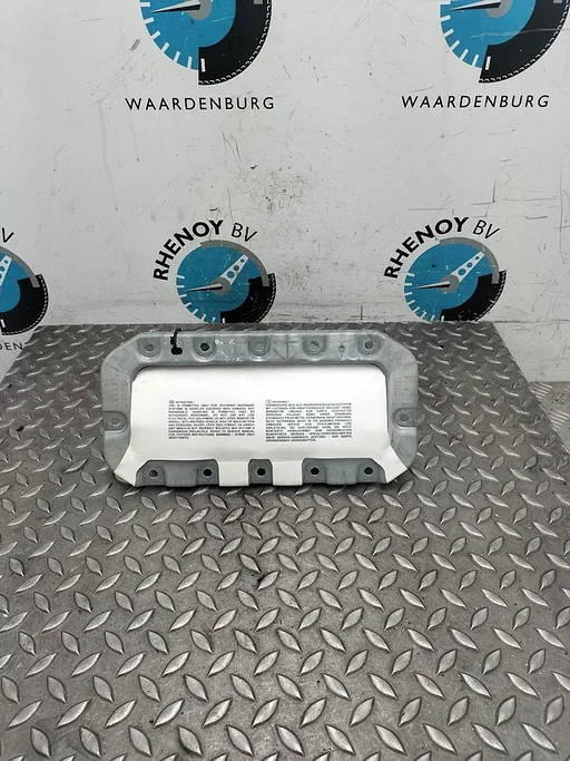 BMW 3 SERIES F30LCI 318d High Exec. AIRBAG RECHTS 2017