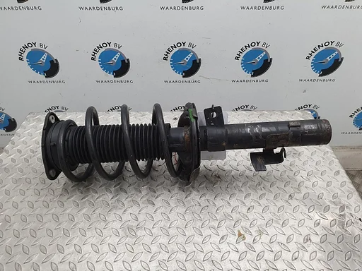 FORD FOCUS 2.0-16V First Ed.  VEERPOOT / SCHOKBREKER LV 2005