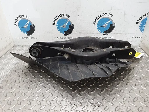 BMW 1 SERIES F20LCI 118D CENTENNIAL HIGH  DRAAGARM ONDER LA 2017