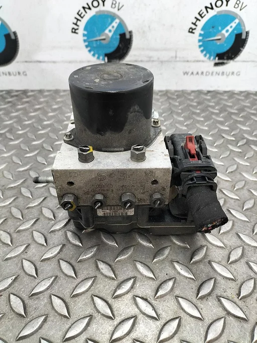 SKODA FABIA MK2 545 1.2 TDI Greenline  ABS POMP  2011