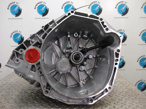 DACIA DUSTER TRANSMISSIE / VERSNELLINGSBAK 2015