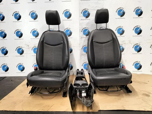 OPEL KARL C16 1.0 ecoFL Innovation INTERIEUR COMPLEET 2019