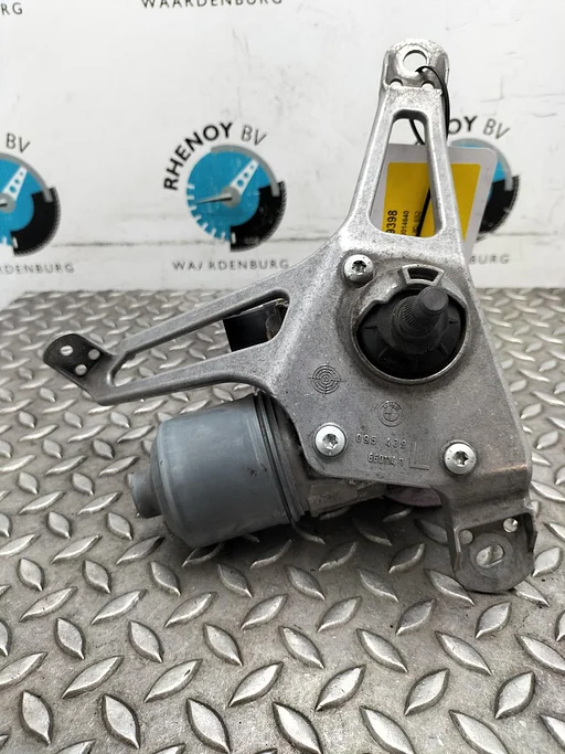 BMW I3 Range Ext. Comf. Ad. RUITENWISSERMOTOR VOOR 2015