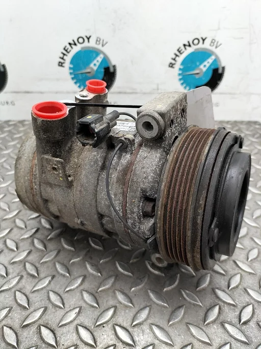 NISSAN NAVARA AIRCO COMPRESSOR / AIRCOPOMP T16766BBP 2021
