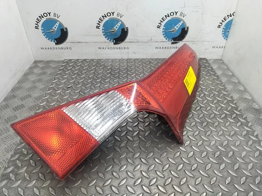 VOLVO V70 MK3 135 ACHTERLICHT R 2009