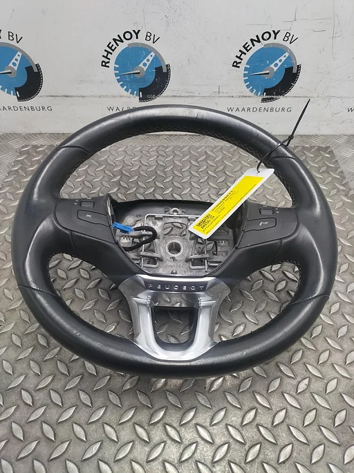 PEUGEOT 2008 CU 1.2 PURETECH ALLURE  STUURWIEL 2017