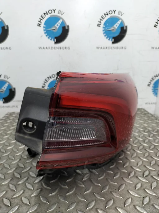 FORD KUGA DFK ACTIVE X PHEV ACHTERLICHT R PV4B13404AC 2024