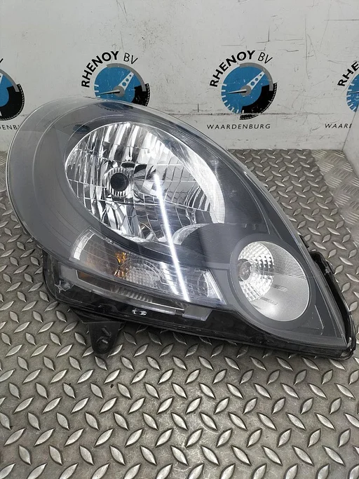 RENAULT KANGOO KOPLAMP R 2013