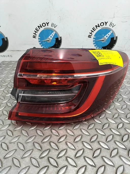 RENAULT CLIO XJA 1.0TCe90 1.0 TCE LIFE ACHTERLICHT R 2021