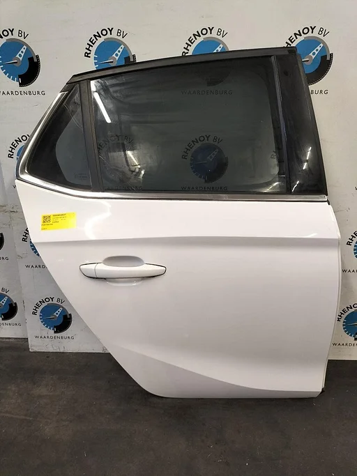 OPEL CORSA ULTIMATE PORTIER RA 2023