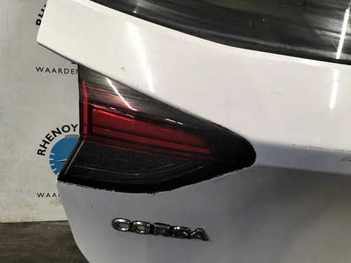 OPEL CORSA ULTIMATE ACHTERLICHT L 2023