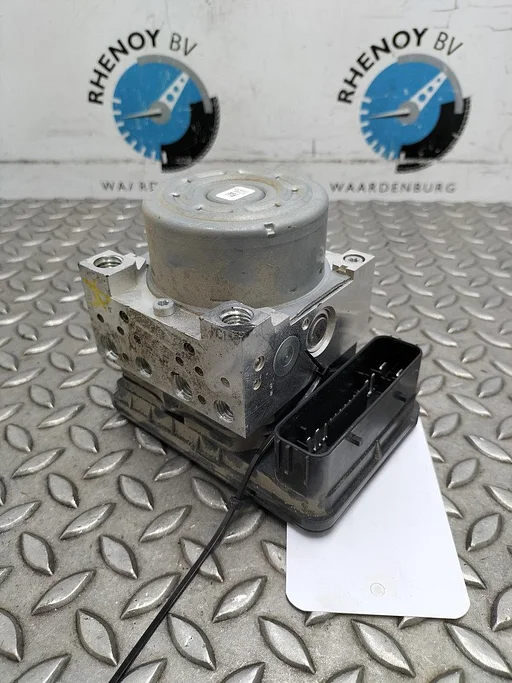 FORD PUMA TITANIUM ABS POMP  M1BC2B373KD 2024