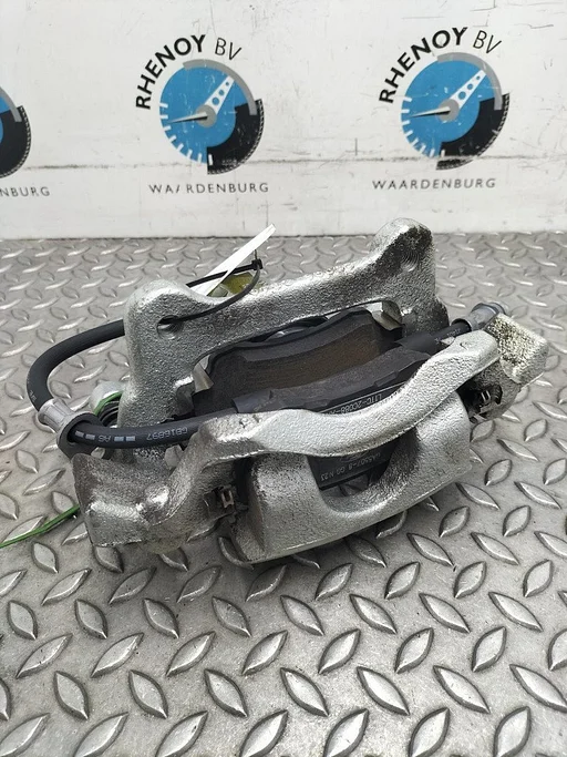 FORD PUMA TITANIUM REM KLAUW 2024