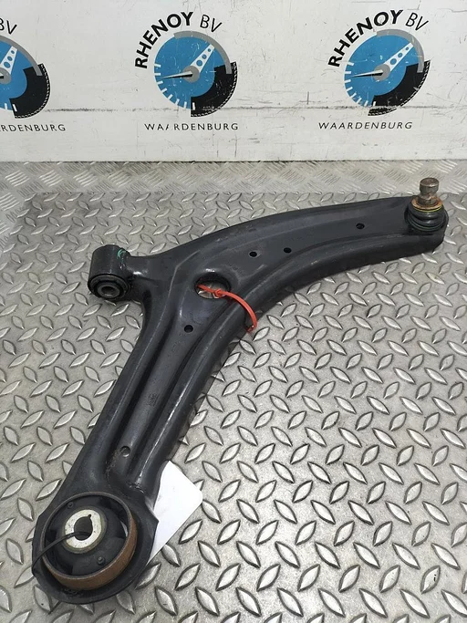 FORD PUMA ST-LINE DRAAGARM ONDER RV 2024