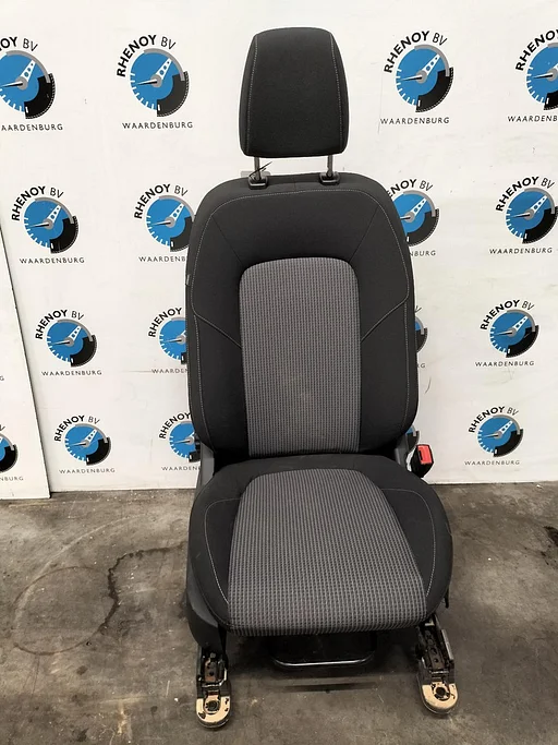 FORD TRANSIT COURIER STOEL VOOR 2024