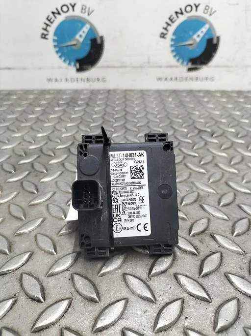 FORD KUGA ST-Line SENSOR RADAR ML3T14H031AK 2024