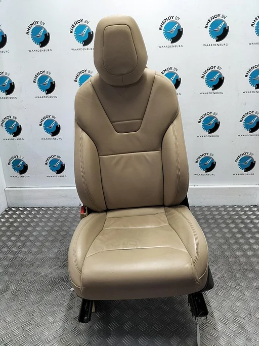 TESLA MODEL X STOEL VOOR 2020