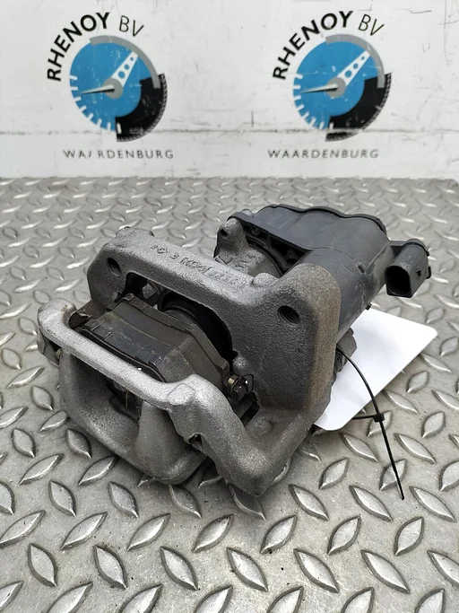 OPEL ASTRA OV5 REM KLAUW 2024