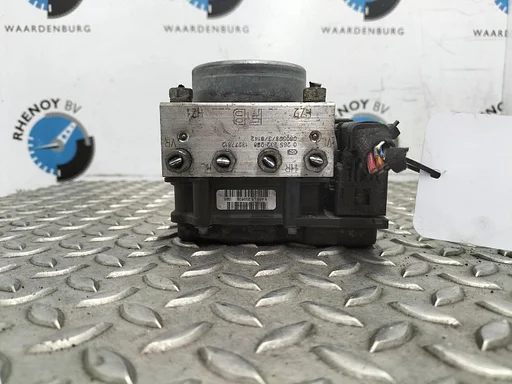 OPEL CORSA S07 D 1.4-16V Enjoy  ABS POMP  2008