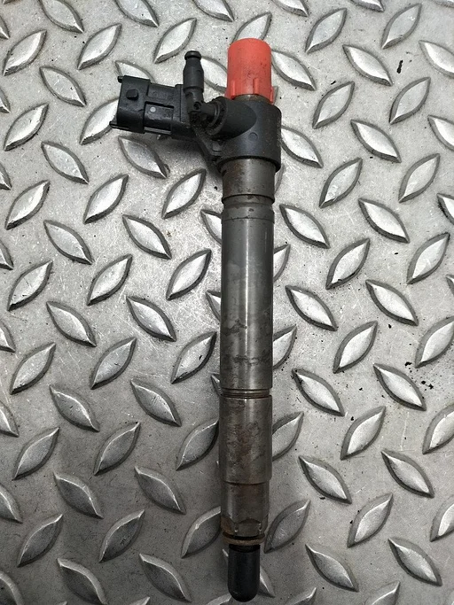LANDROVER RANGE ROVER EVOQUE BRANDSTOF INJECTOR / VERSTUIVER 0445116043 2014