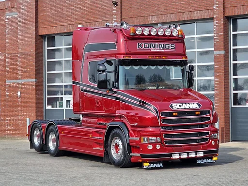Scania T730 V8 Longline 6x2 - Show truck - Custom in- and exterior - New paint - New interior