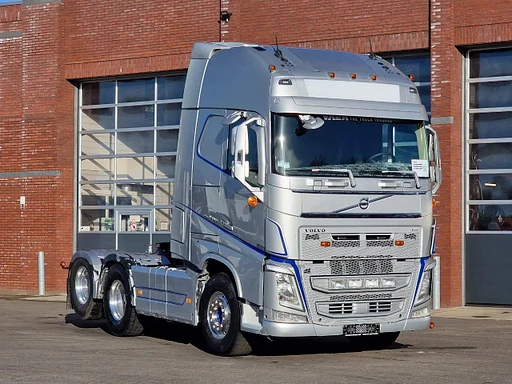 Volvo FH 13.500 Globetrotter 6x4 Lift axle - PTO/Hydraulic - Full air - Alloy wheels