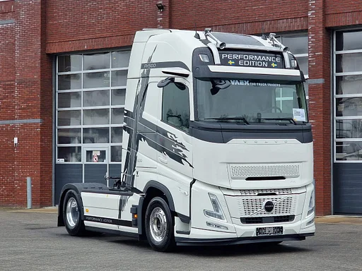 Volvo FH 13.500 Aero Globetrotter XL 4x2 - Retarder - I parkcool - 2x tank - Mirror cams - Full air