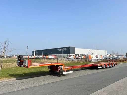 Kässbohrer 4-assige semi dieplader Lowbed / Uitschuifbaar 6 mtr