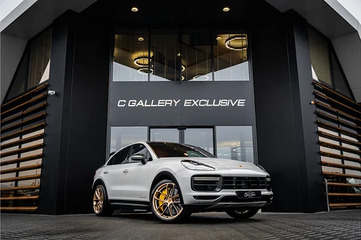 Porsche Cayenne Coupé 4.0 Turbo GT - Individual | Sport Chrono | de suspensão de ar | HUD