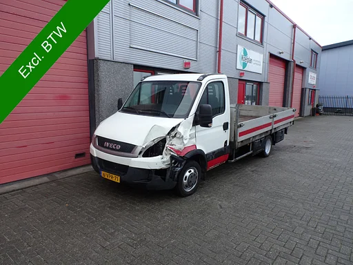 Iveco Daily 35C15 375 3 zits 425 x 218 x 40 open laadbak