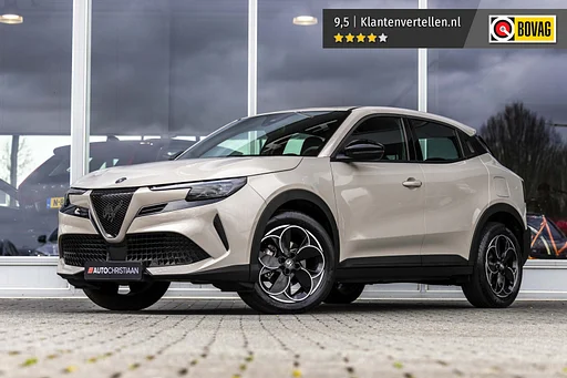 Alfa Romeo Junior Elettrica 54 kWh | ACC | SOH 97%