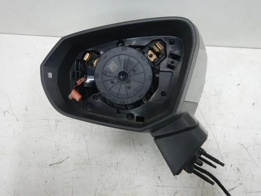 Audi Q2 81A Spiegel Links L ( Zij, Buitenspiegel )