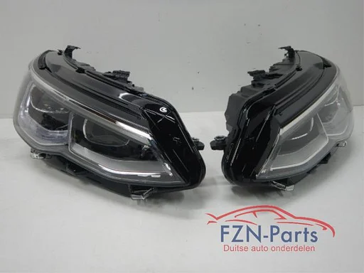 VW Golf 8 IQ LED Koplampen set Set Chrome L + R