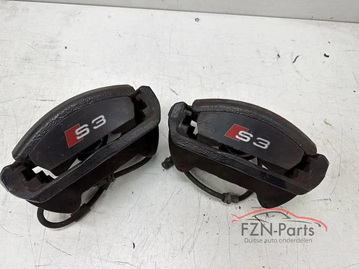 Audi S3 Remklauw set Voorzijde Links rechts