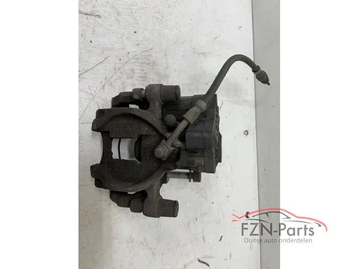 VW Golf 7 Remklauw rechts-Achter