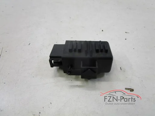 VW Golf 7 Stoelverwarming module regelapparaat