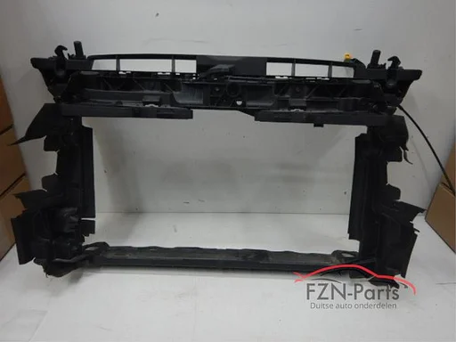 VW Golf 8 Front+Sloten