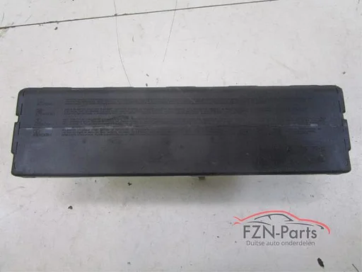 VW Touran 5TA Knierairbag